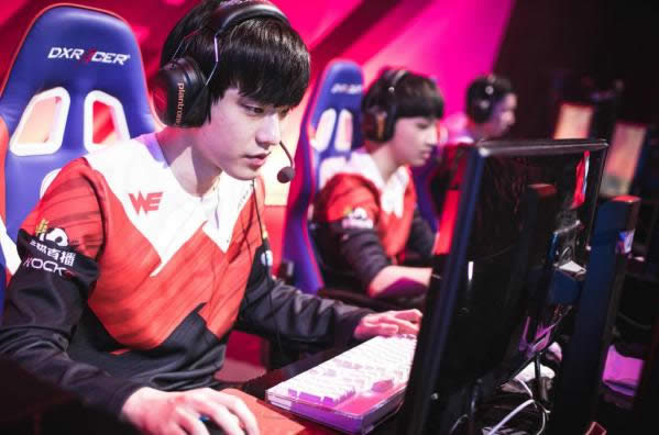 espnlolս EDG