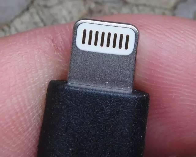iPhoneô٣iPhoneٱ̳