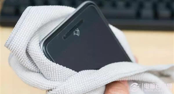 iPhone掉水怎么办?五步急救掉水iPhone
