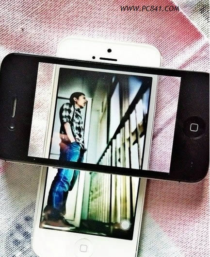 iPhone透明屏幕效果 PC841.COM